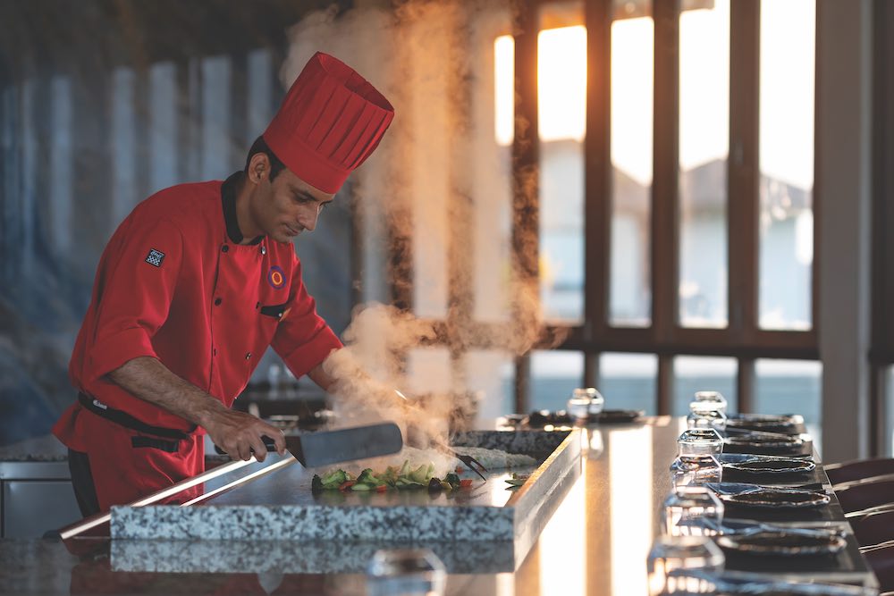 Teppanyaki Grill at Atmosphere Kanifushi thumbnail 3